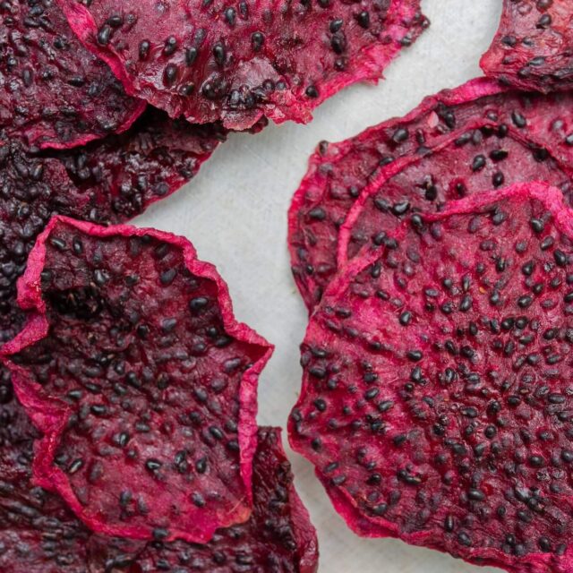 dry_dragonfruit(1)